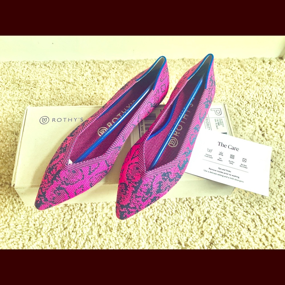 *Retired* Rothy ’s Fuschia Navy Snake 7